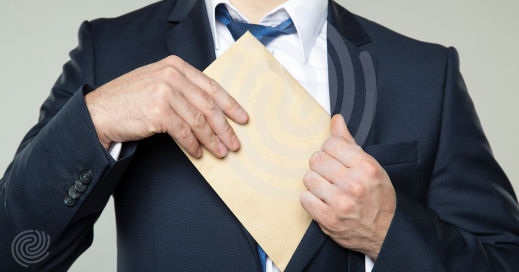 Envelop die in een jas gaat
